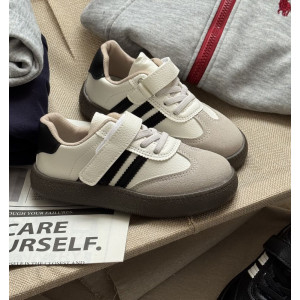 Дитячі спортивні кросівки Adic білий