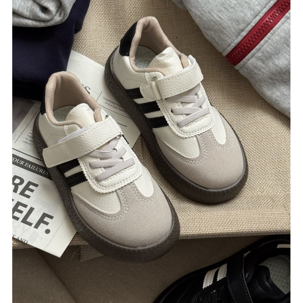 Дитячі спортивні кросівки Adic білий