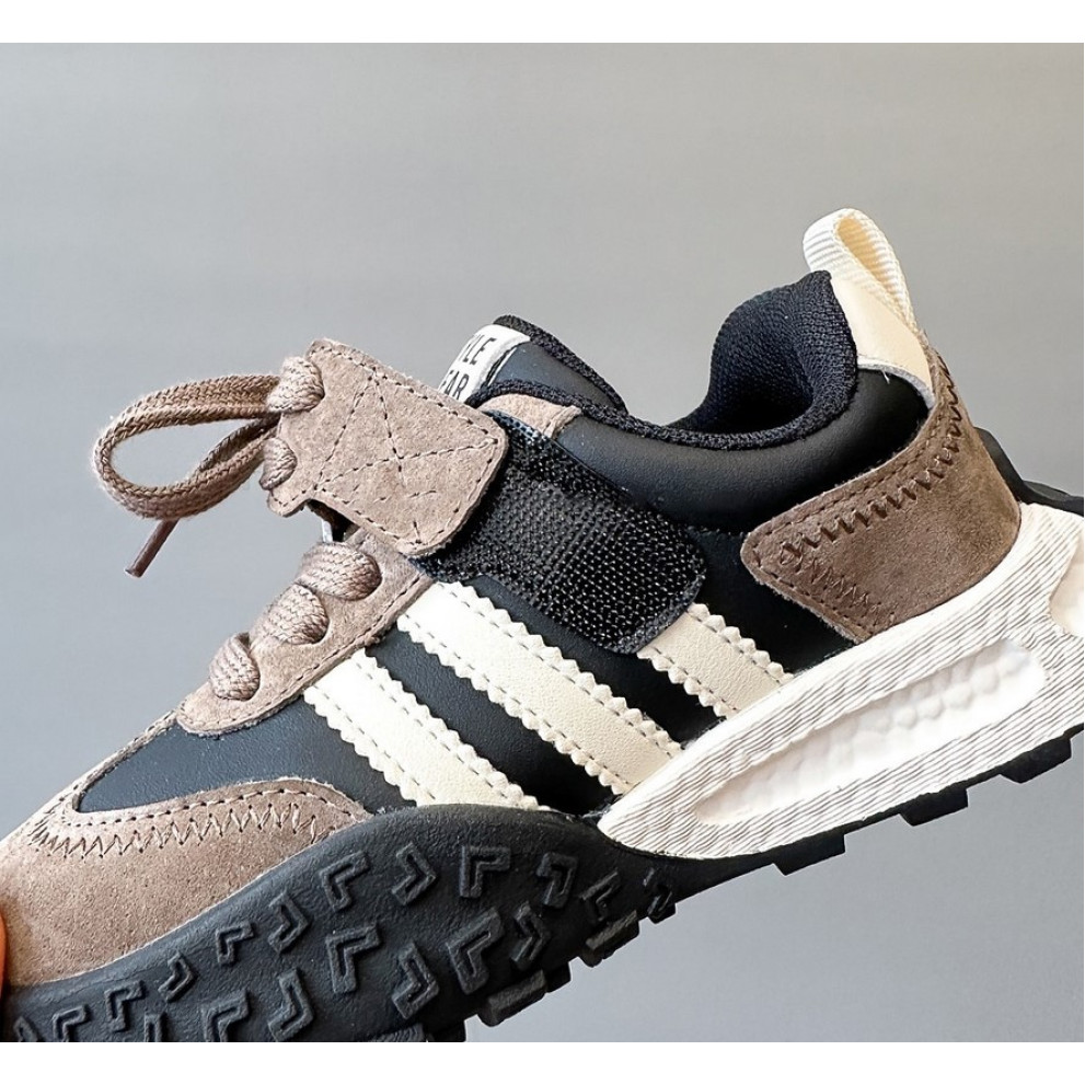 Купити дитячі кросівки Adic Style чорного кольору - стильні та зручні кросівки для хлопчиків та дівчаток Купити дитячі кросівки Adic Style чорного кольору - стильні та зручні кросівки для хлопчиків та дівчаток