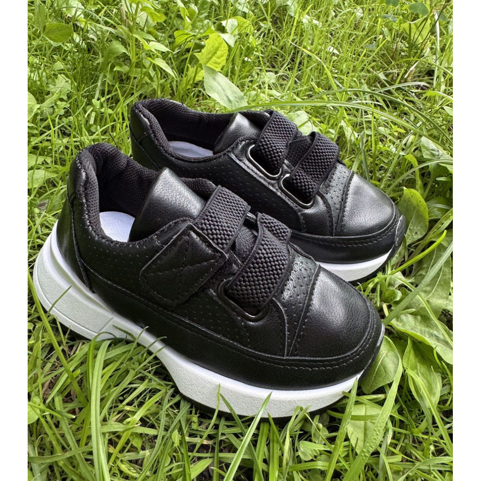 Кросівки дитячі на осінь BBH, чорний