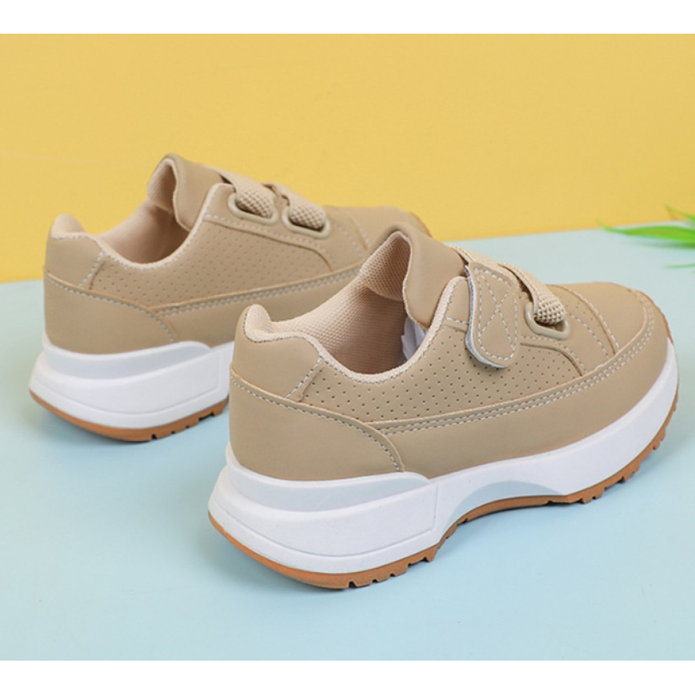 Кросівки дитячі на осінь BBH, бежевий Кросівки дитячі на осінь BBH, бежевий