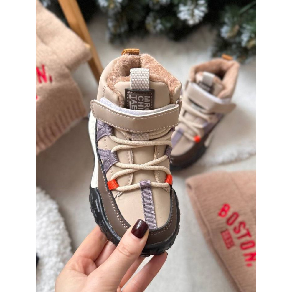 Черевики дитячі стильні DHX, бежевий Черевики дитячі стильні DHX, бежевий