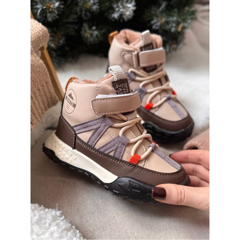 Черевики дитячі стильні DHX, бежевий Черевики дитячі стильні DHX, бежевий