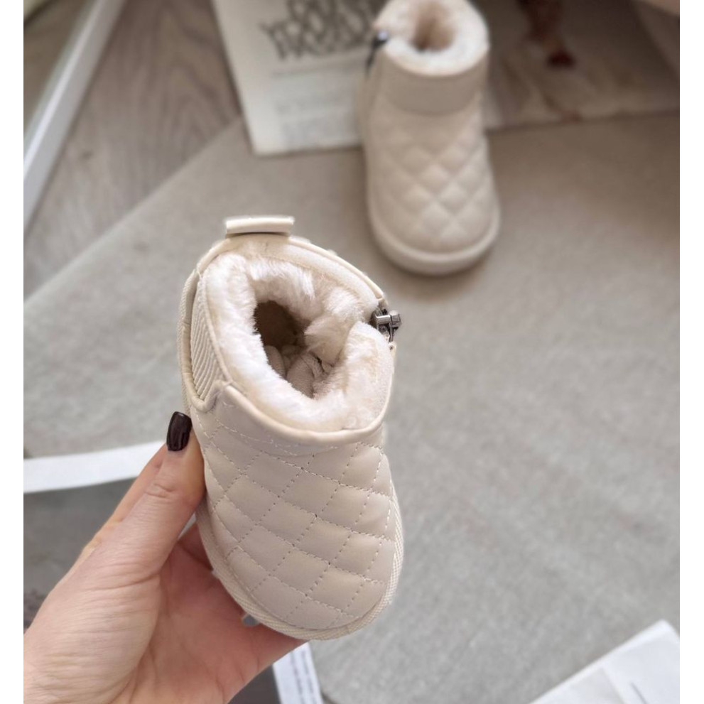 Дитячі зимові черевики BX.Duck білого кольору - комфорт і тепло для маленьких ніжок Дитячі зимові черевики BX.Duck білого кольору - комфорт і тепло для маленьких ніжок