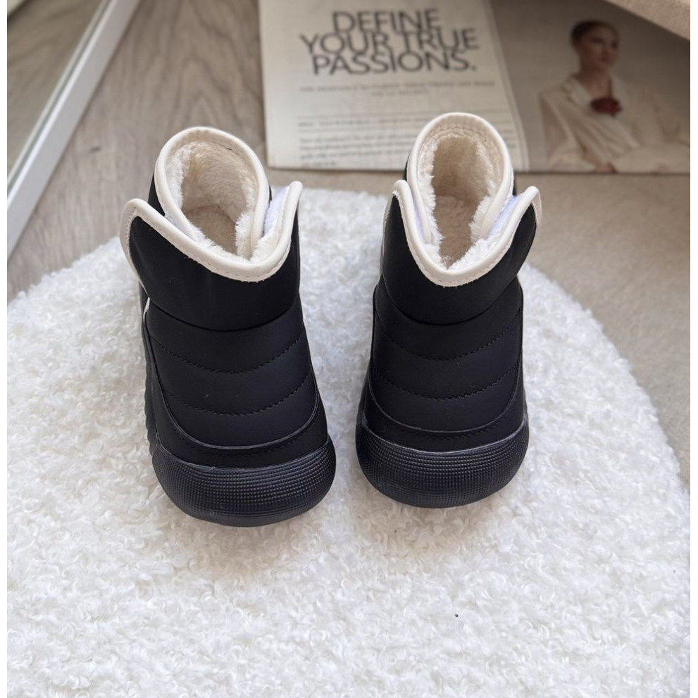 Дитячі зимові черевики Topstar чорні з хутром - теплі та надійні чоботи для дітей