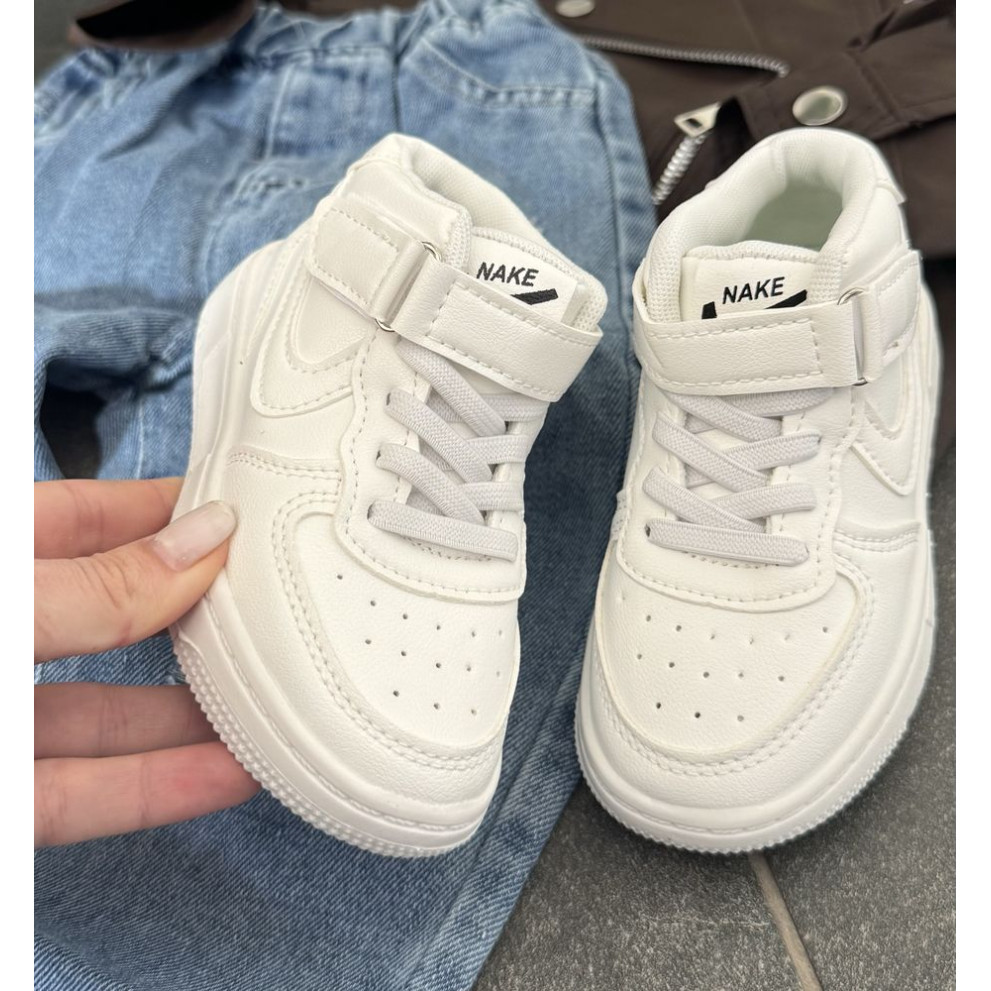 Дитячі спортивні високі кросівки Air білі - високі кросівки для активних дітей