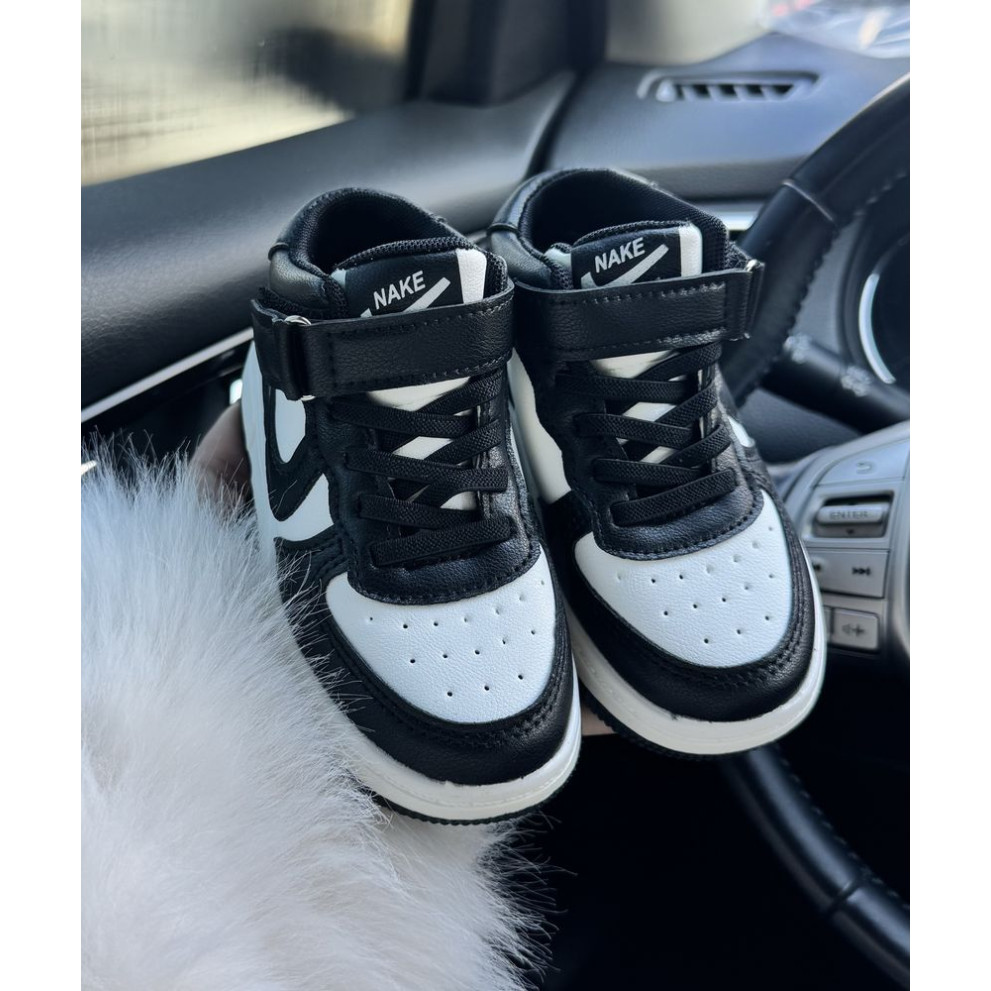 Дитячі хайтопи Air біло-чорного кольору - високі спортивні кросівки для дітей