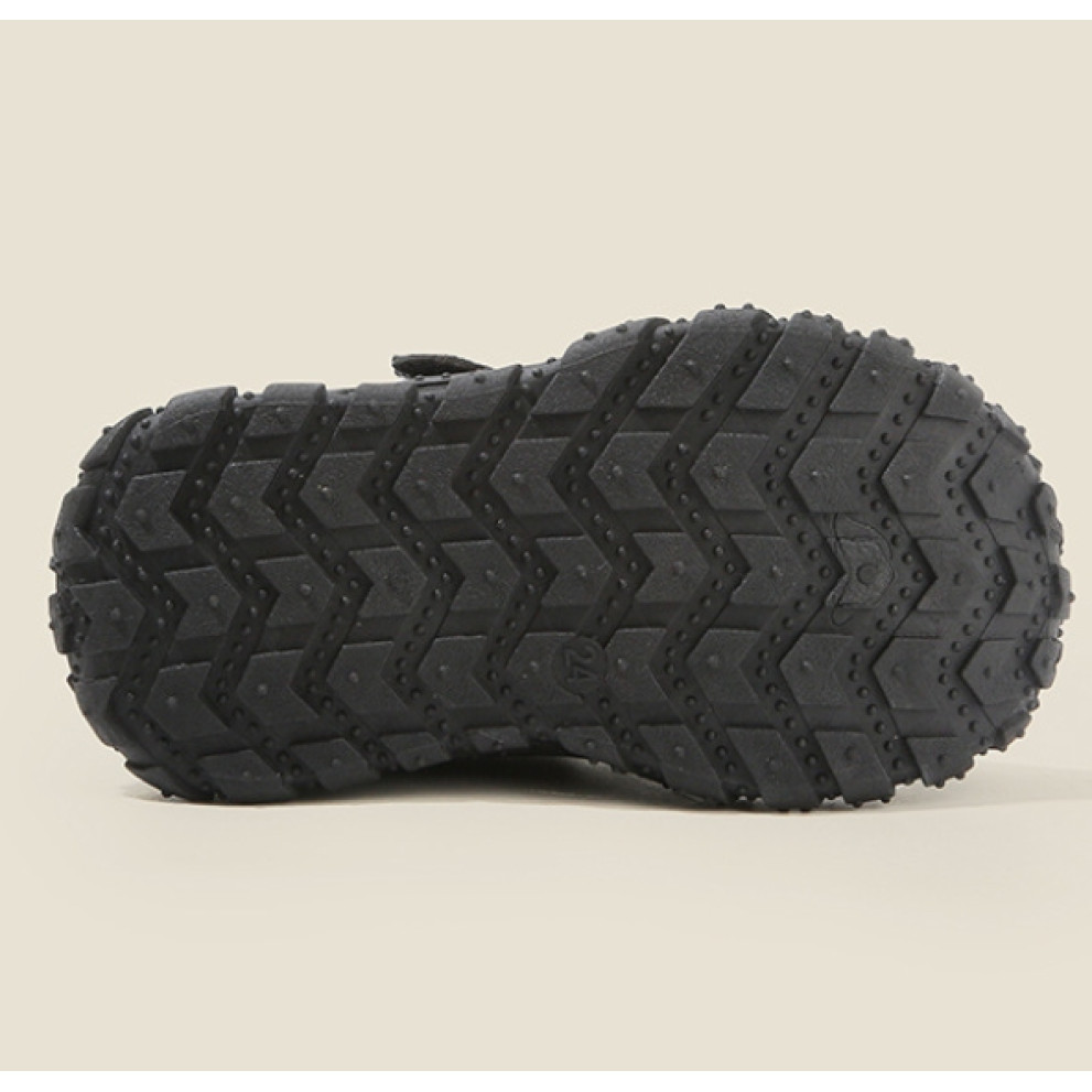 Купити дитячі чорні високі кросівки T-X 668 для хлопчиків та дівчаток весна-осінь з липучкою та нековзною підошвою Купити дитячі чорні високі кросівки T-X 668 для хлопчиків та дівчаток весна-осінь з липучкою та нековзною підошвою