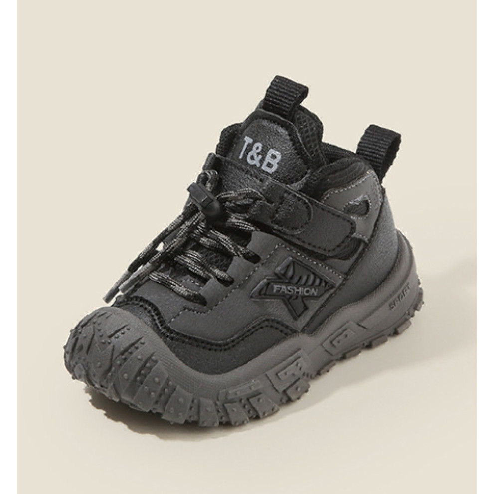 Купити дитячі чорні високі кросівки T-X 668 для хлопчиків та дівчаток весна-осінь з липучкою та нековзною підошвою Купити дитячі чорні високі кросівки T-X 668 для хлопчиків та дівчаток весна-осінь з липучкою та нековзною підошвою