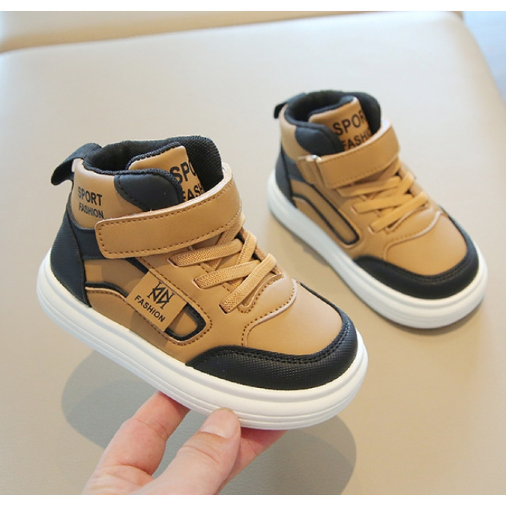 Дитячі високі кросівки HZY992 світло-коричневого кольору для хлопчика та дівчинки весна-осінь з білою підошвою Дитячі високі кросівки HZY992 світло-коричневого кольору для хлопчика та дівчинки весна-осінь з білою підошвою