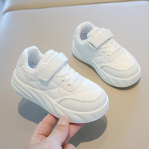 Дитячі спортивні кросівки Diamond білий