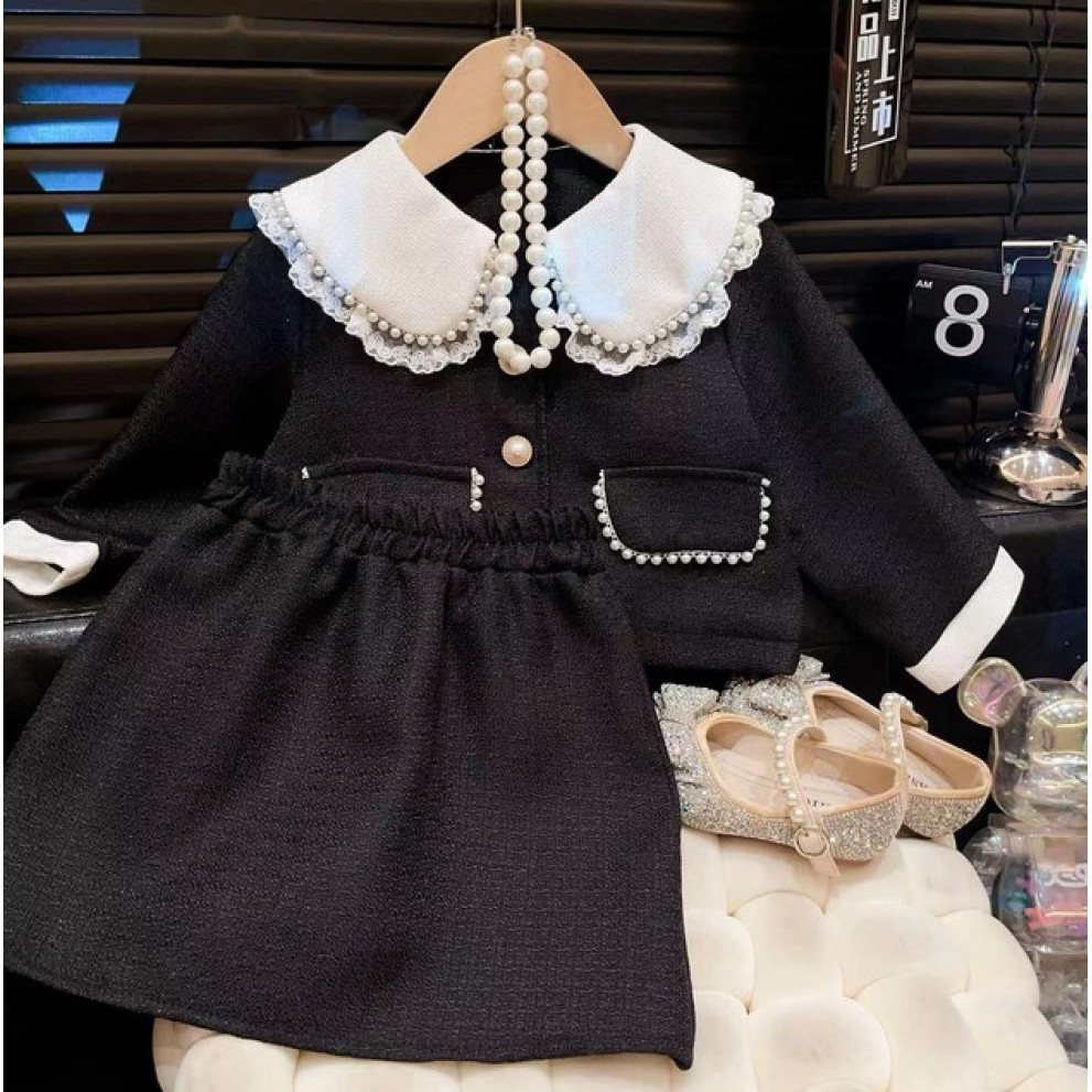 Елегантний костюм для дівчинки піджак і спідничка колір чорний 10913 Елегантний костюм для дівчинки піджак і спідничка колір чорний 10913