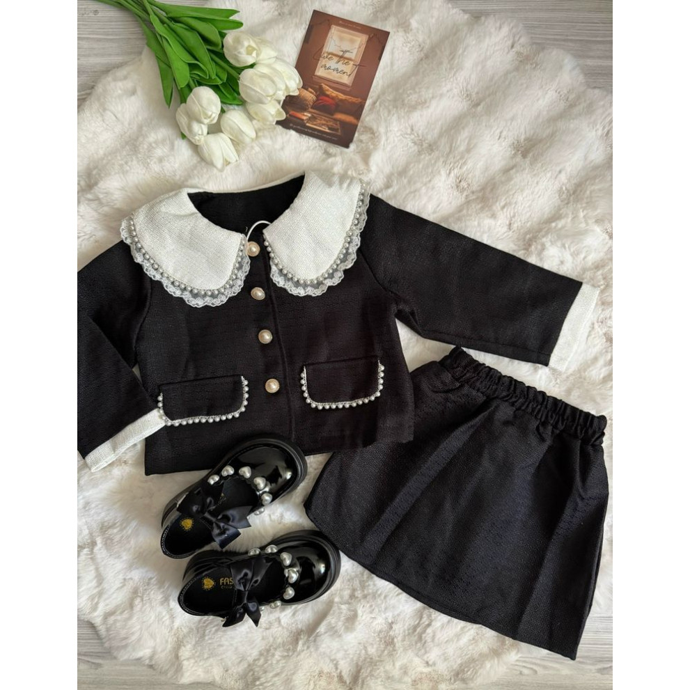 Елегантний костюм для дівчинки піджак і спідничка колір чорний 10913 Елегантний костюм для дівчинки піджак і спідничка колір чорний 10913
