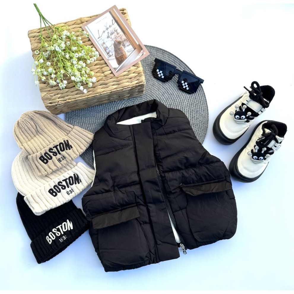 Жилетка демісезонна колір чорний 10924