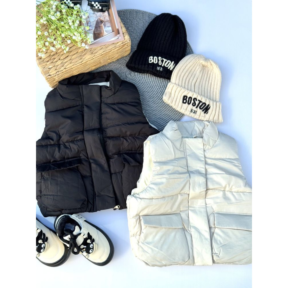 Жилетка демісезонна колір чорний 10924