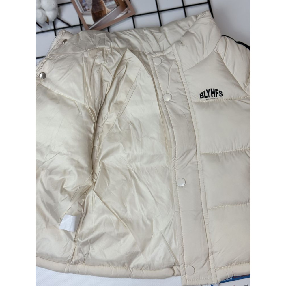 Демісезонна курточка BLYHFS колір світлий бежевий 10929