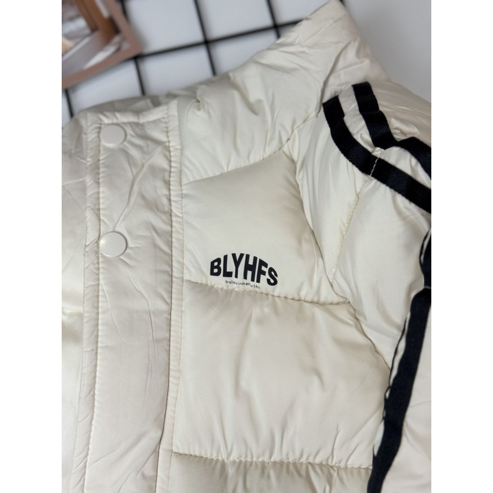 Демісезонна курточка BLYHFS колір світлий бежевий 10929