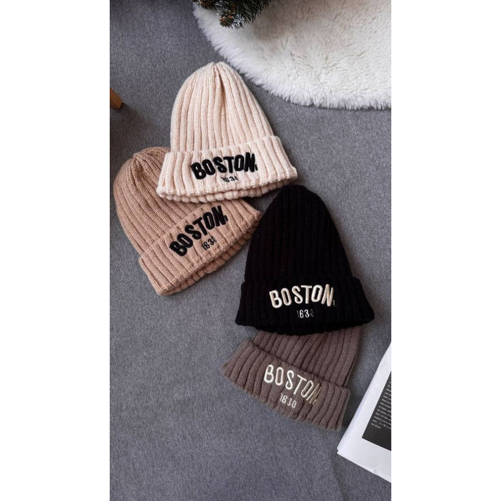Шапка на весну Boston колір бежевий 10699