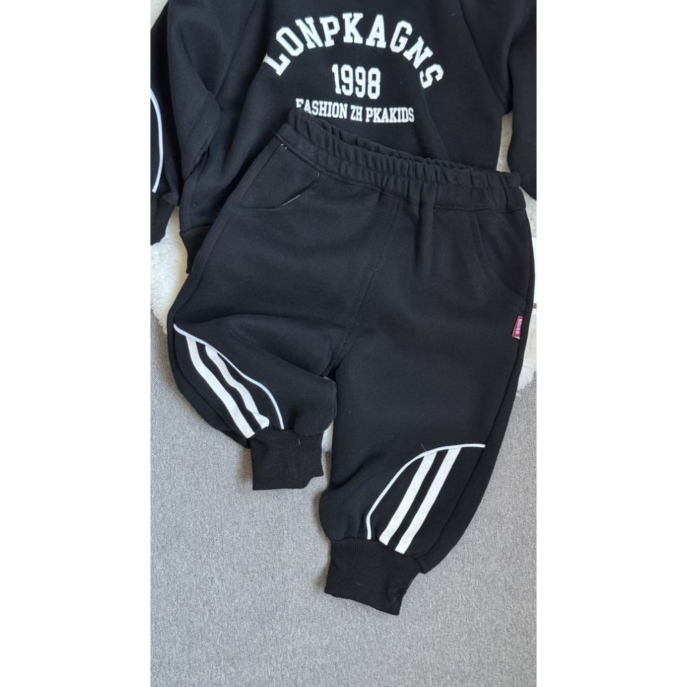 Спортивний костюм хлопчику колір чорний 10894