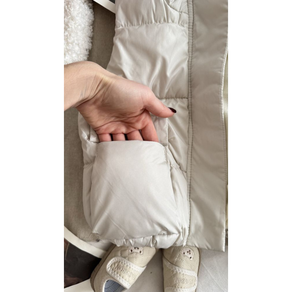 Жилетка демісезонна колір світлий бежевий 10923