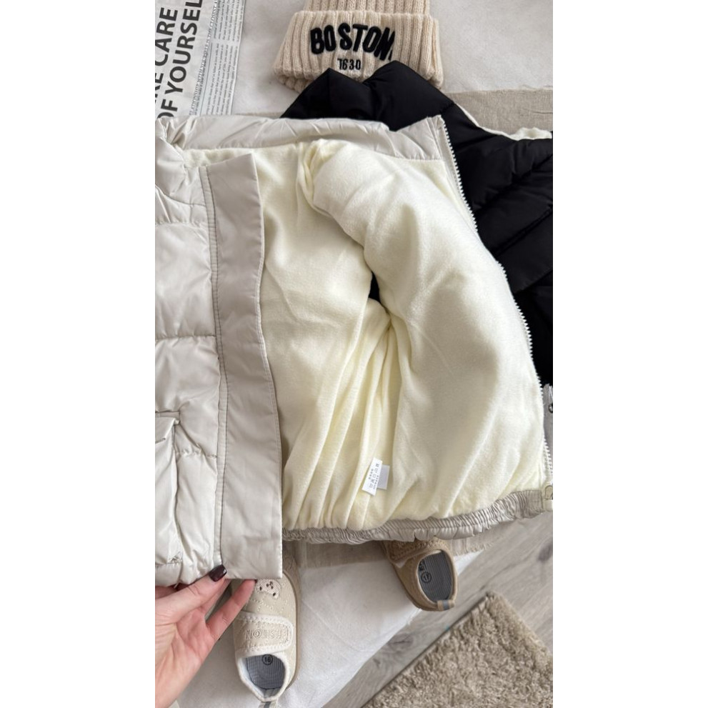 Жилетка демісезонна колір світлий бежевий 10923