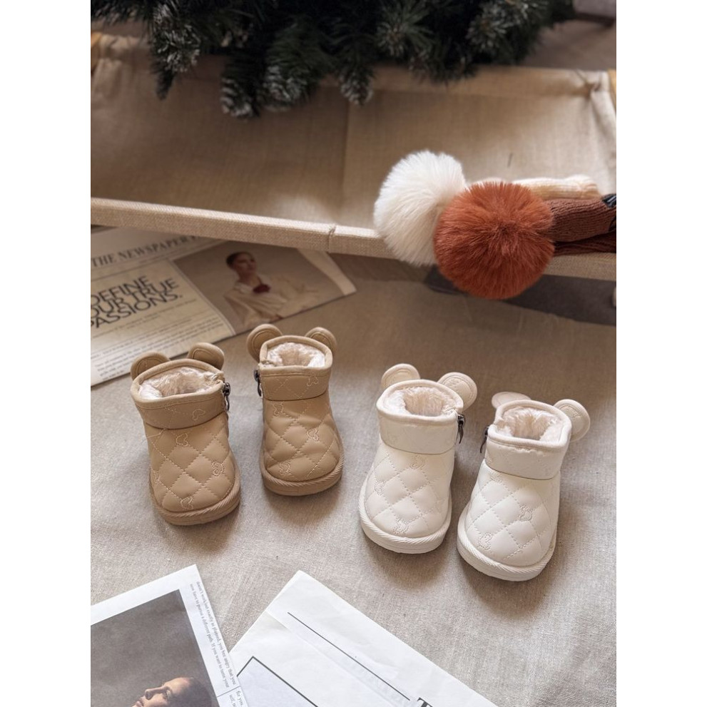 Зимові дитячі черевички з милими вушкам 10959