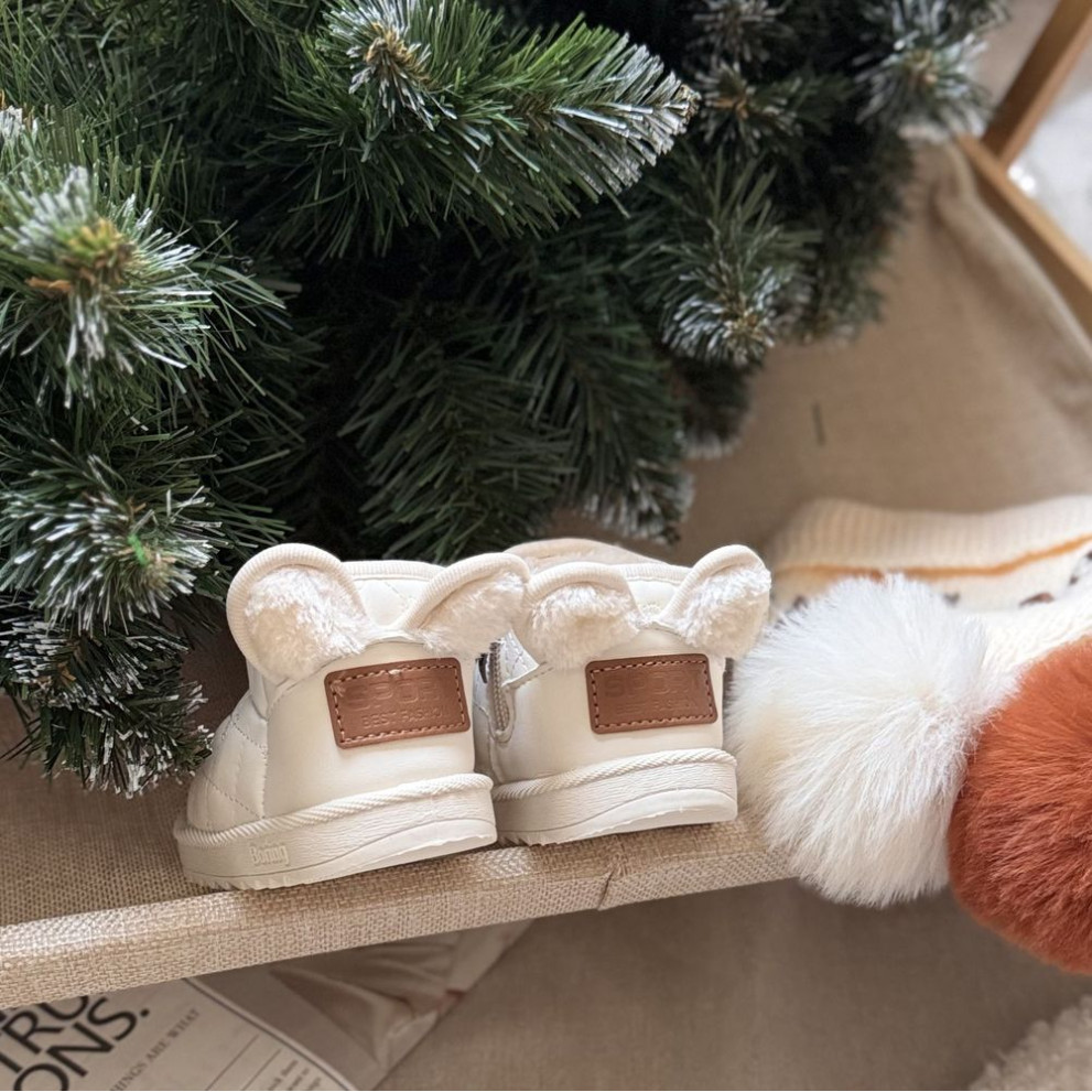 Зимові дитячі черевички з милими вушкам 10959