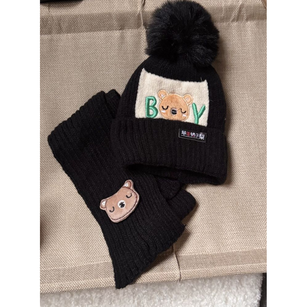 Шапка і шарф комплект зимовий Boy колір чорний 10970