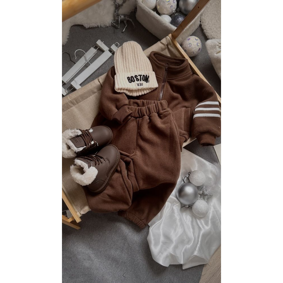 Костюм утеплений спортивний для хлопчика колір коричневий 10984