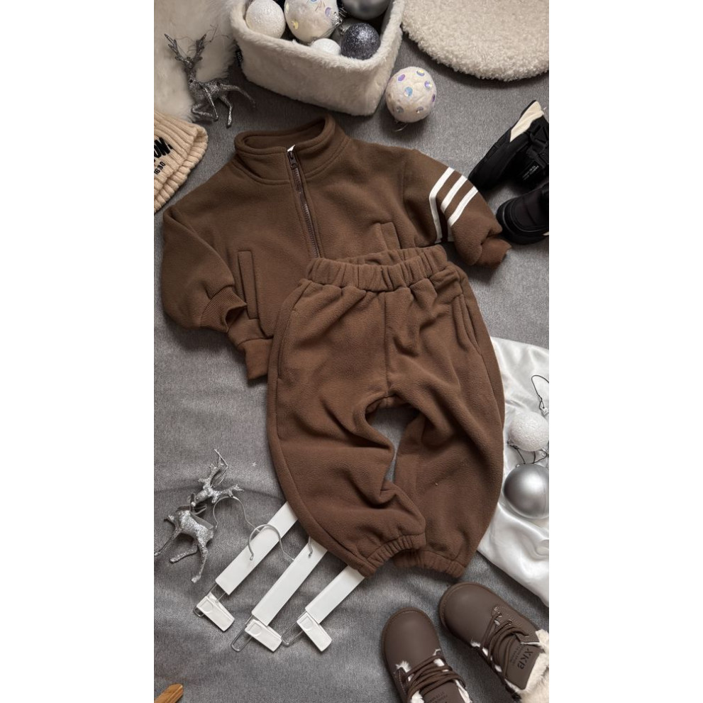 Костюм утеплений спортивний для хлопчика колір коричневий 10984