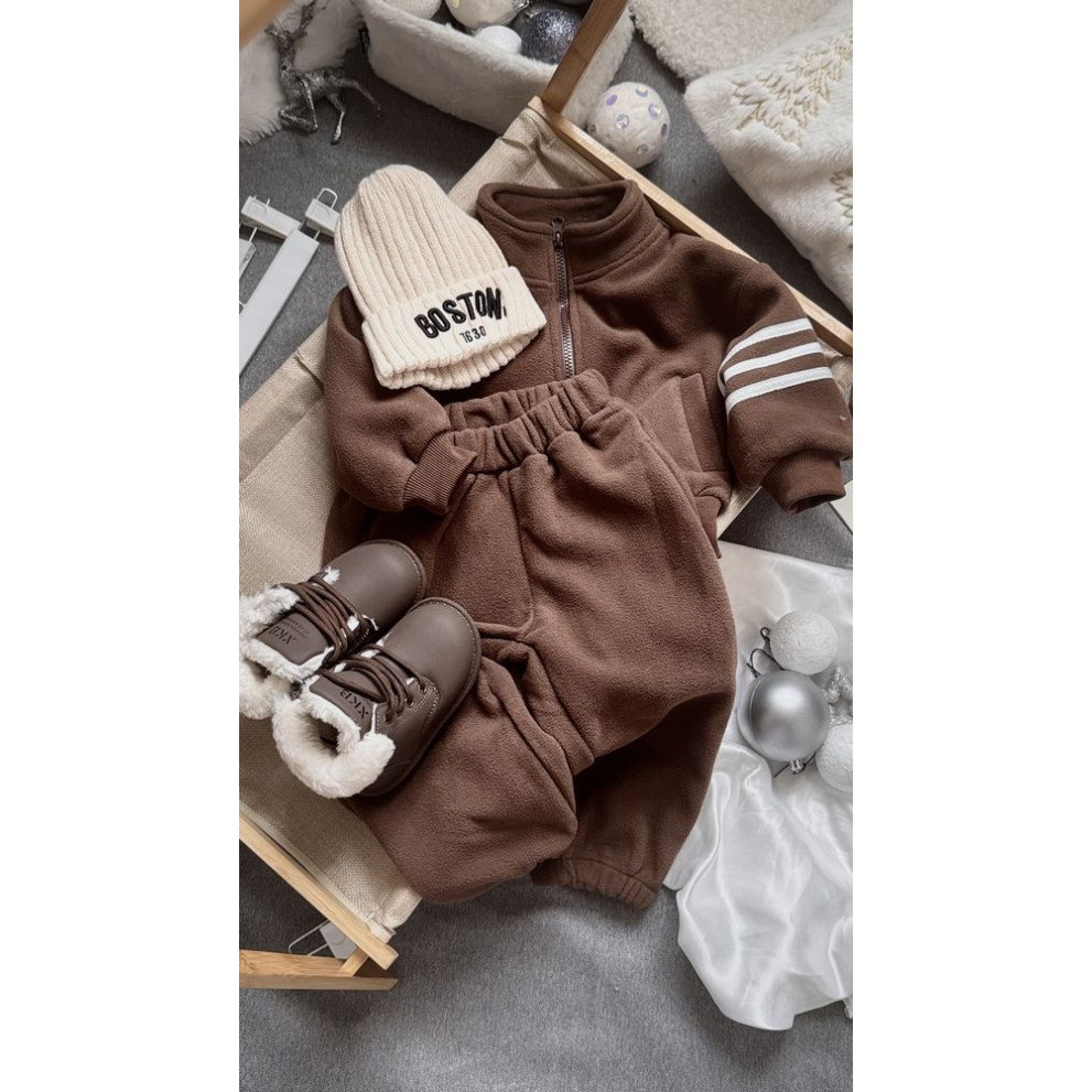 Костюм утеплений спортивний для хлопчика колір коричневий 10984