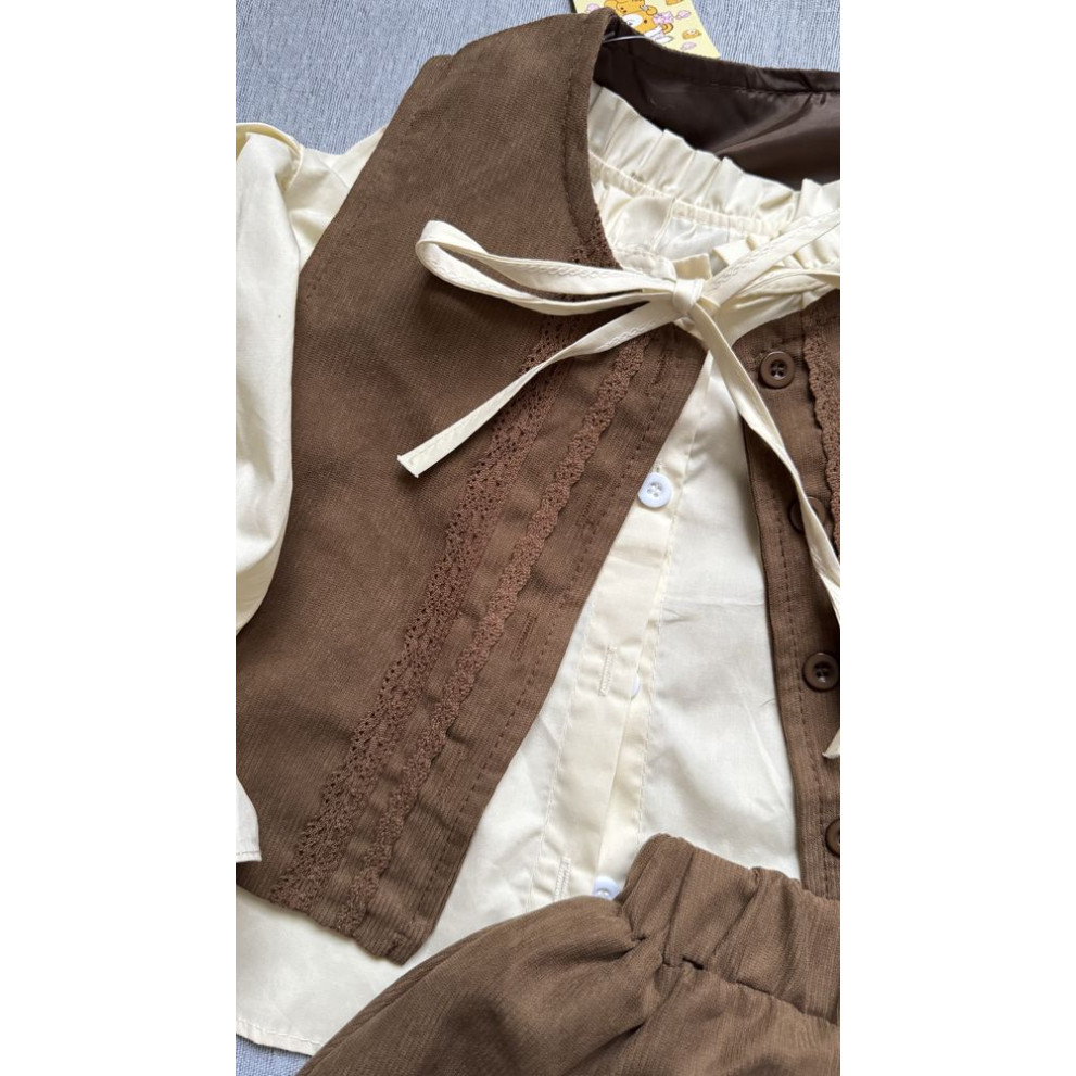 Комплект для дівчинки з шортиками колір коричневий 10991