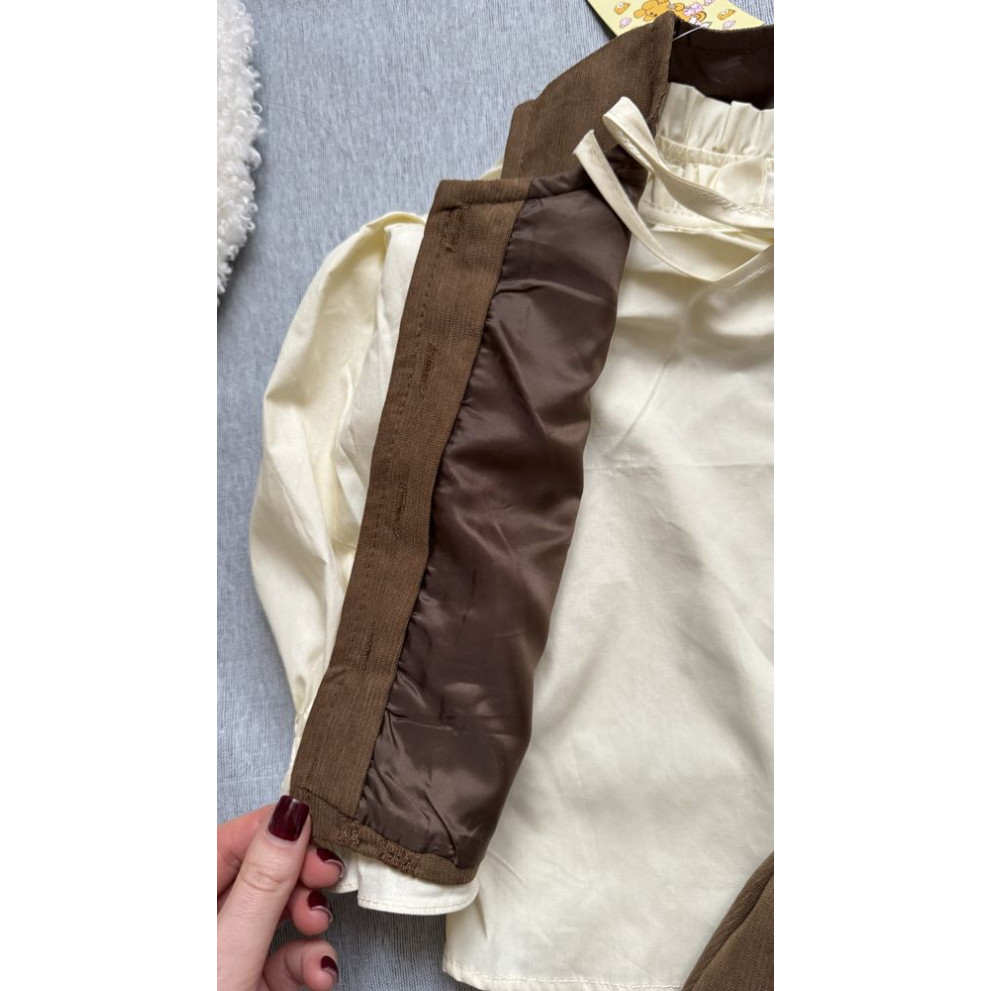 Комплект для дівчинки з шортиками колір коричневий 10991