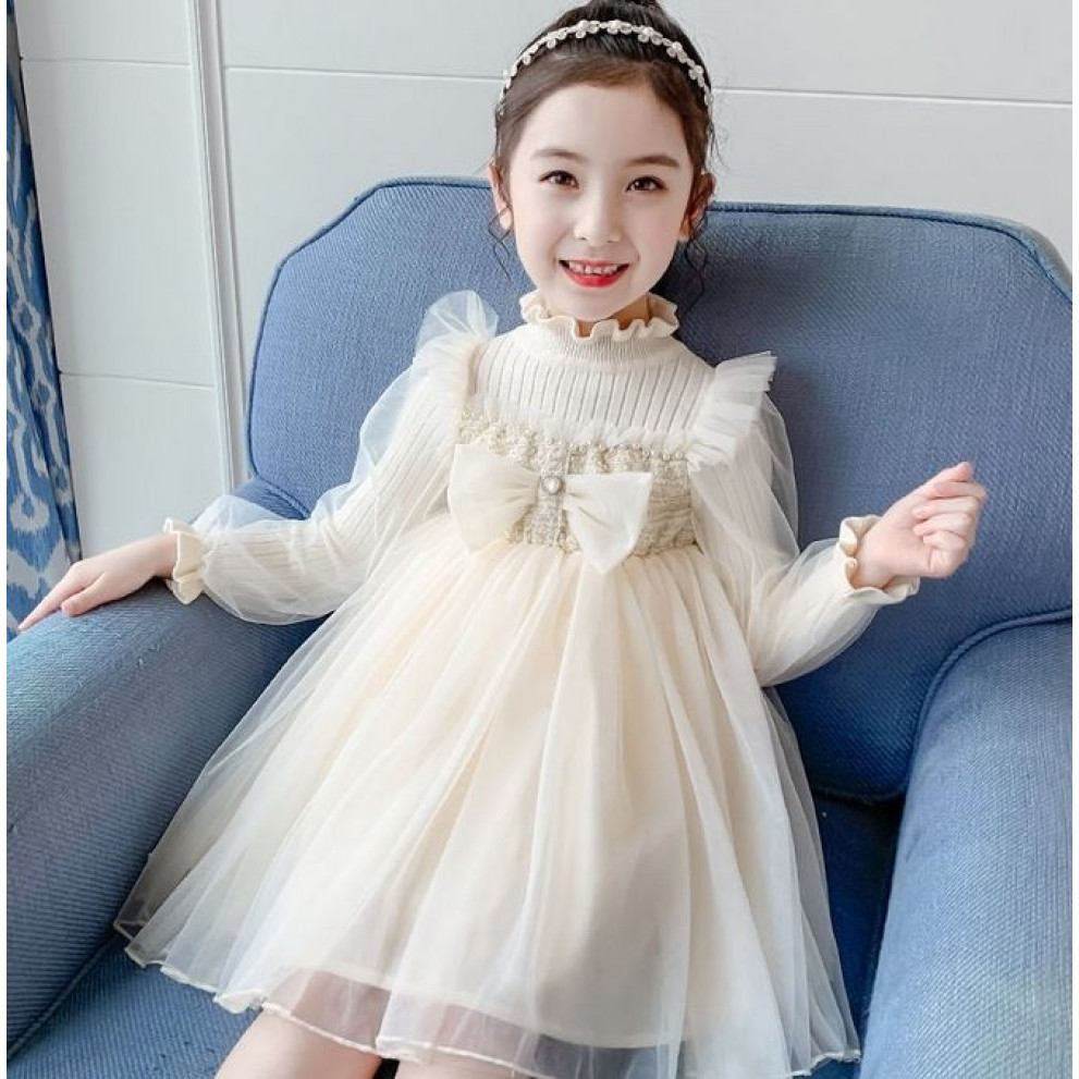 Вишукана сукня для дівчинки колір молочний 11000