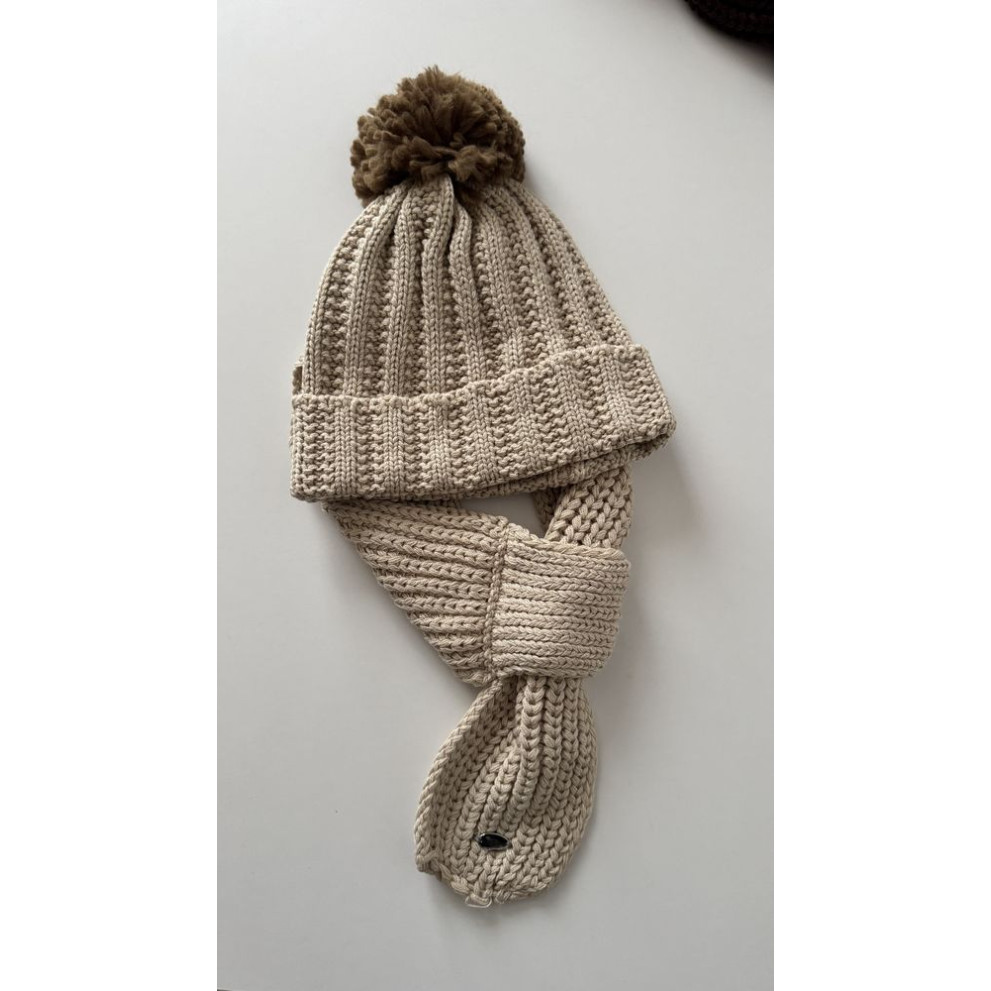 Шапка і шарфик комплект на весну 11003