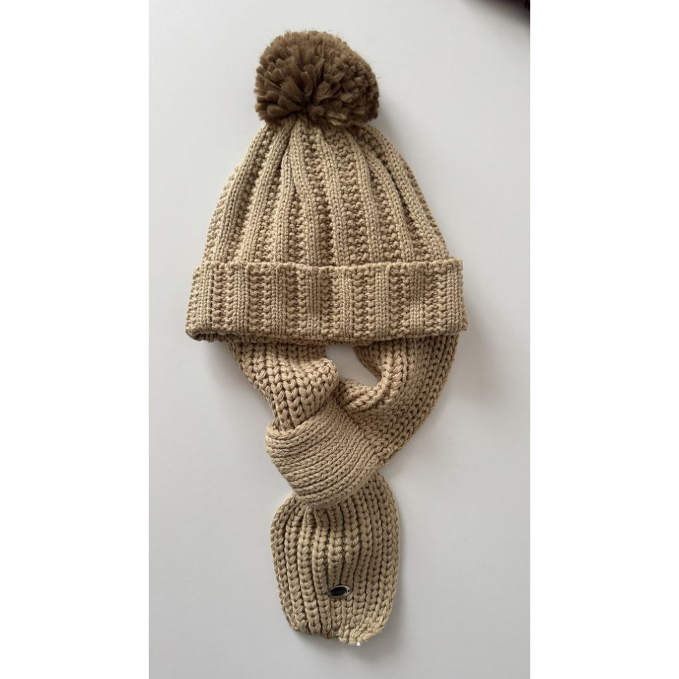 Шапка і шарфик комплект на весну колір беж 11004