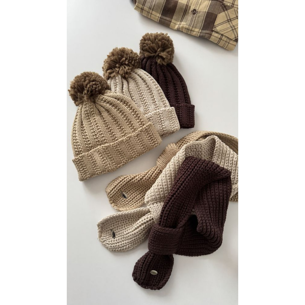 Шапка і шарфик комплект на весну колір коричневий 11005