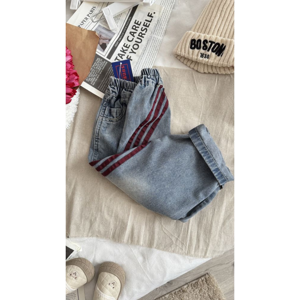 Джинси для хлопчика зі смужками колір синій 11020