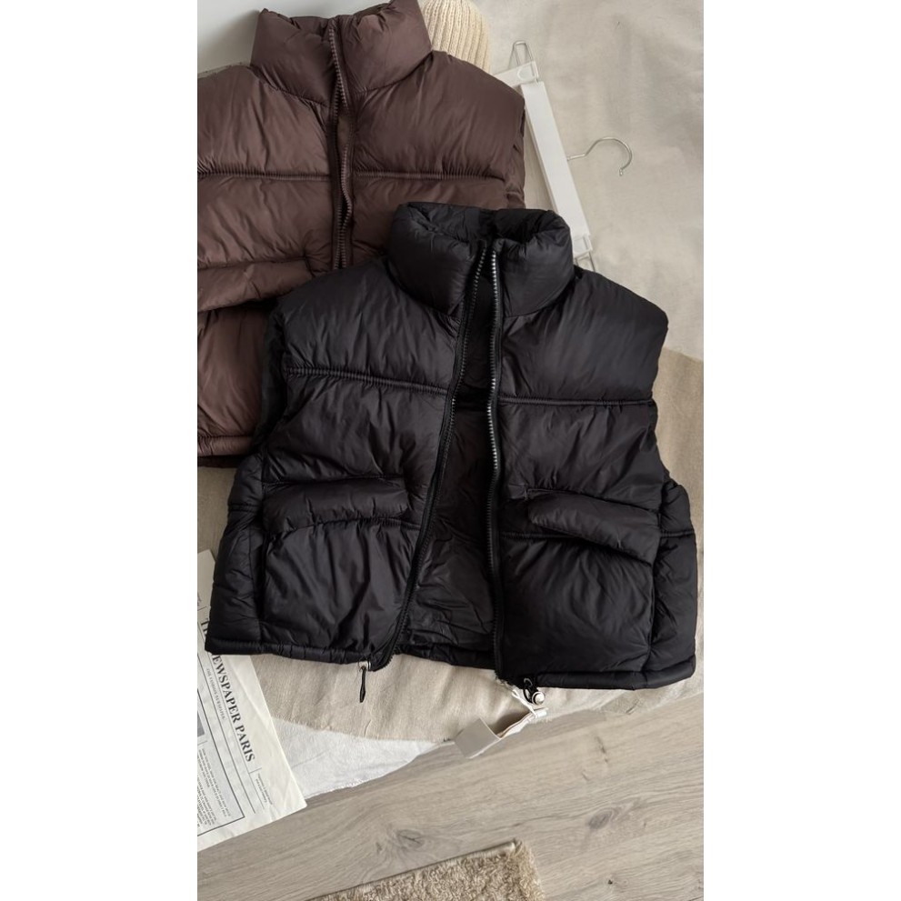 Стильна тепла жилетка колір чорний 11024