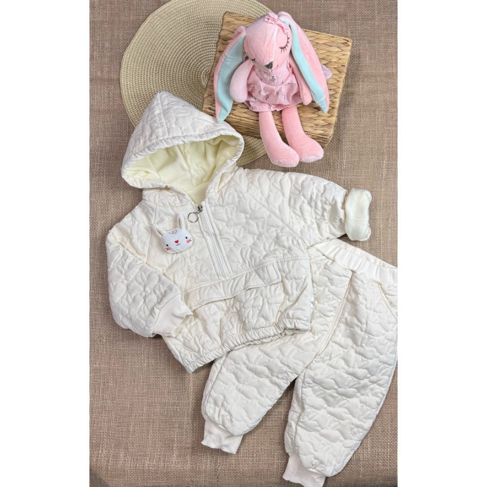 Утеплений костюм з зайчиком білий 10654
