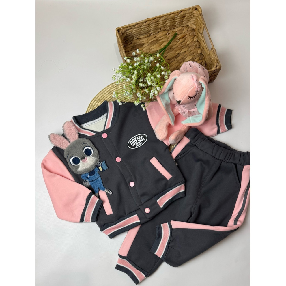 Утеплений костюм з зайчиком для дівчинки сірий 10660 Утеплений костюм з зайчиком для дівчинки сірий 10660