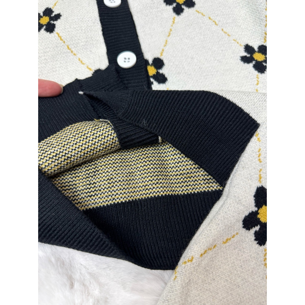 Комплект для дівчинки зі спідничкою в'язаний 10680