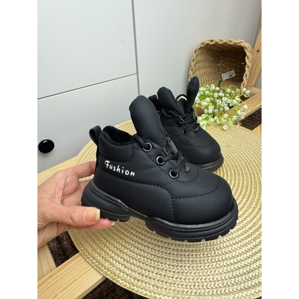 Чобітки дитячі демісезонні з вушками Fushion колір чорний 10701