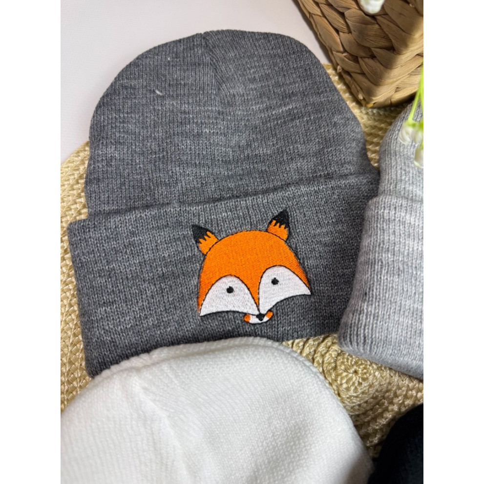 Шапка демісезонна з лисичкою колір темно-сірий 10719