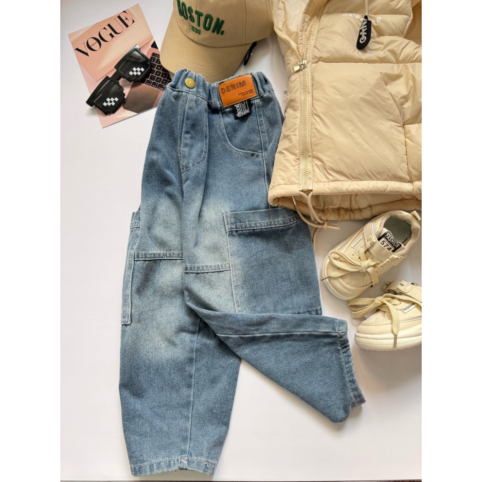 Стильні джинси для хлопчика колір синій 10739 