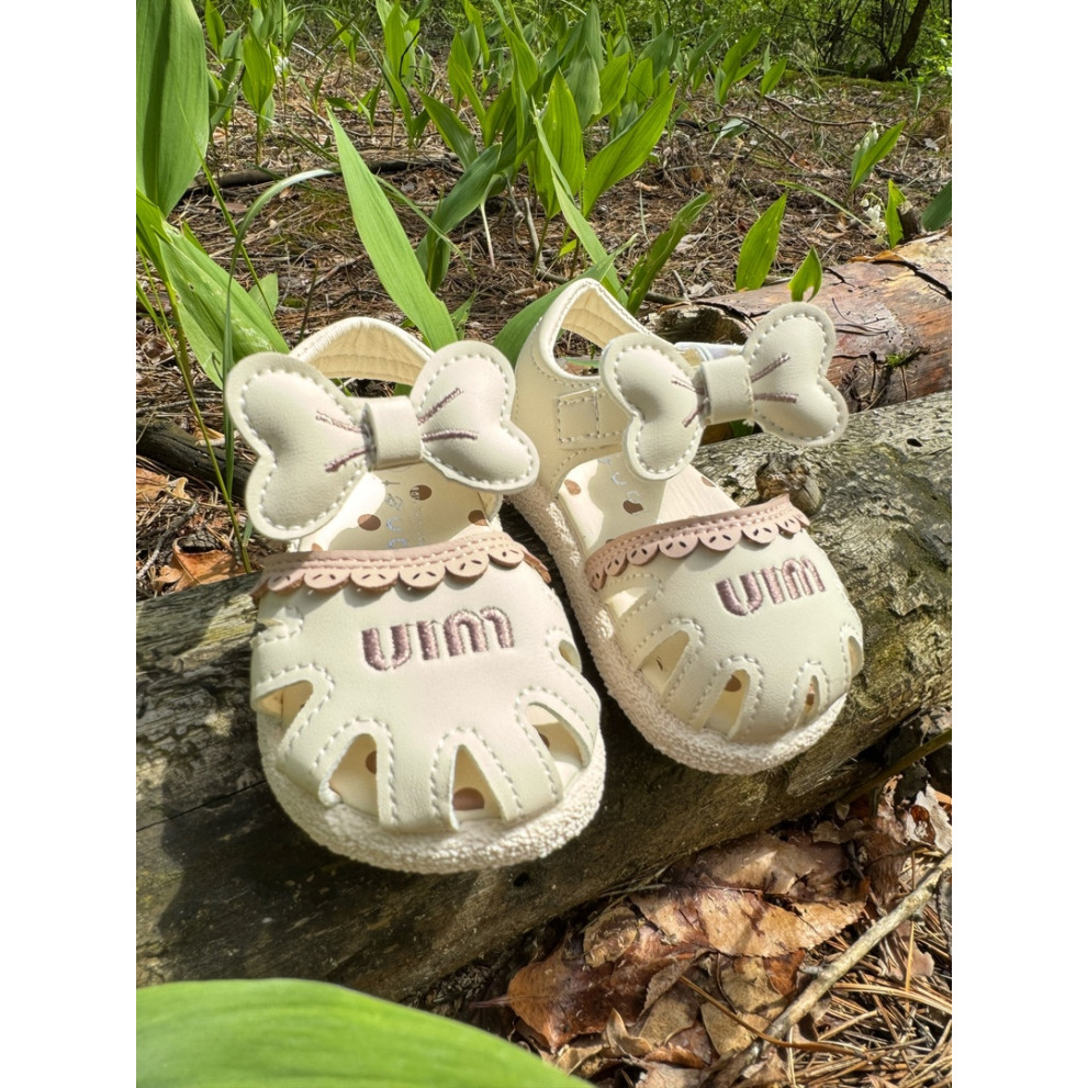 Босоніжки Uim для дівчинки з бантиком колір білий 10820