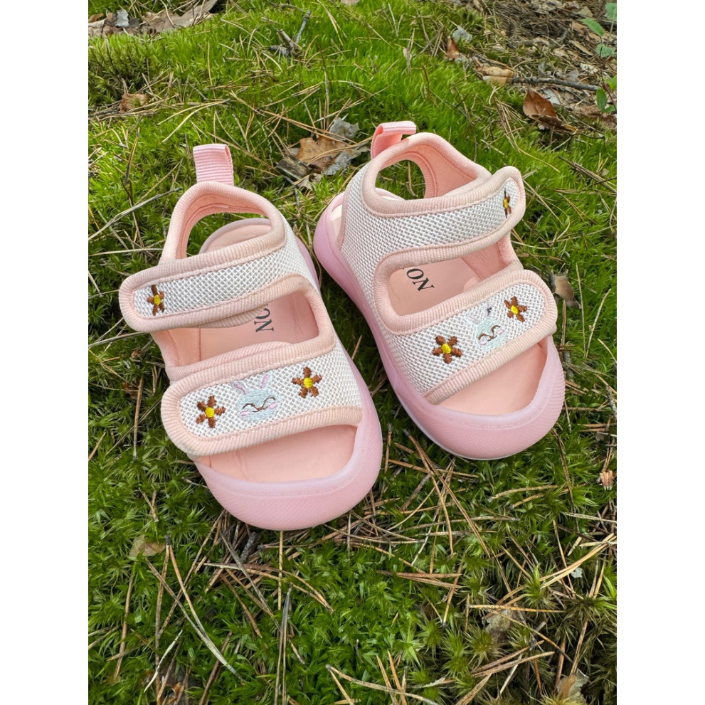 Босоніжки для дівчинки з зайчиком колір рожевий 10825