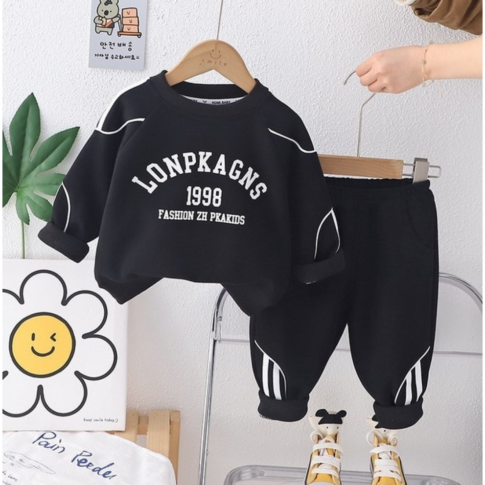 Спортивний костюм хлопчику колір чорний 10894