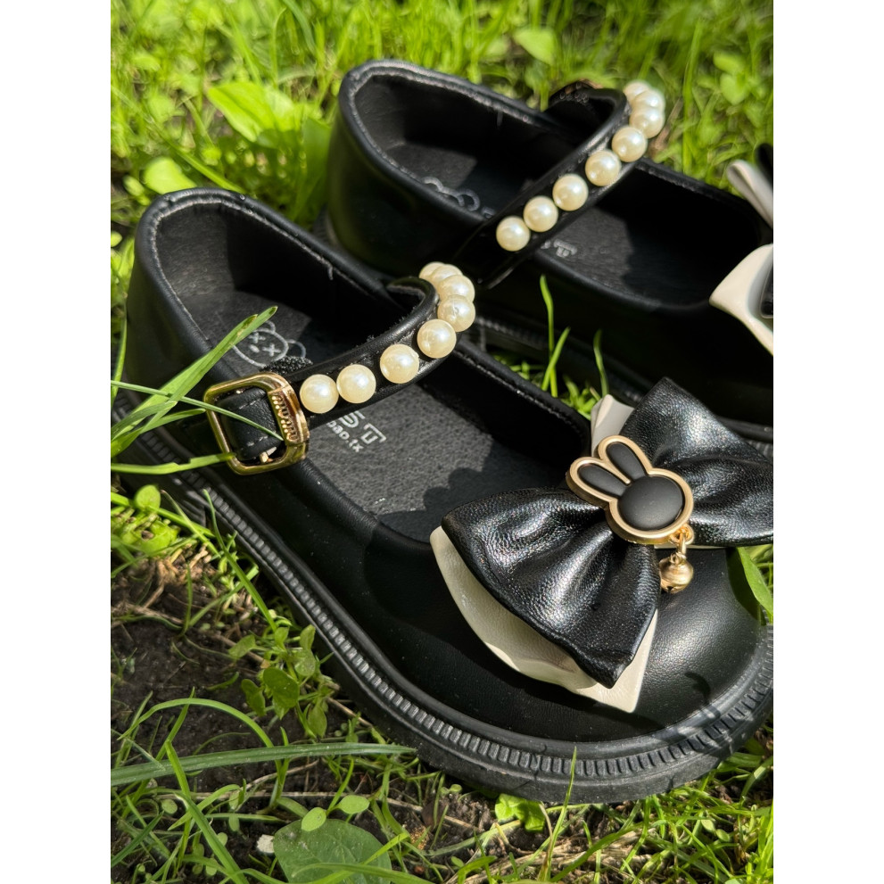 Туфлі для дівчинки з бантиком і намистинками колір чорний 10898