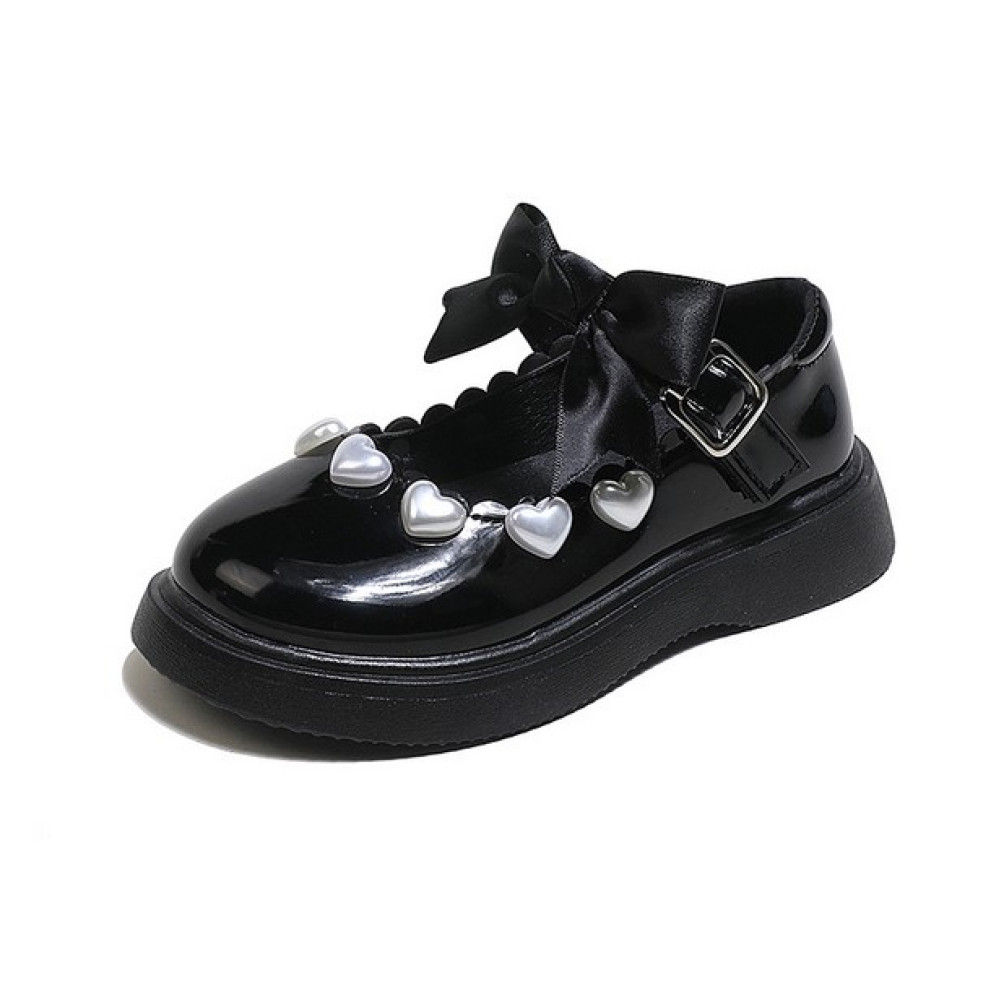 Туфлі для дівчинки лаковані з сердечками колір чорний 10903